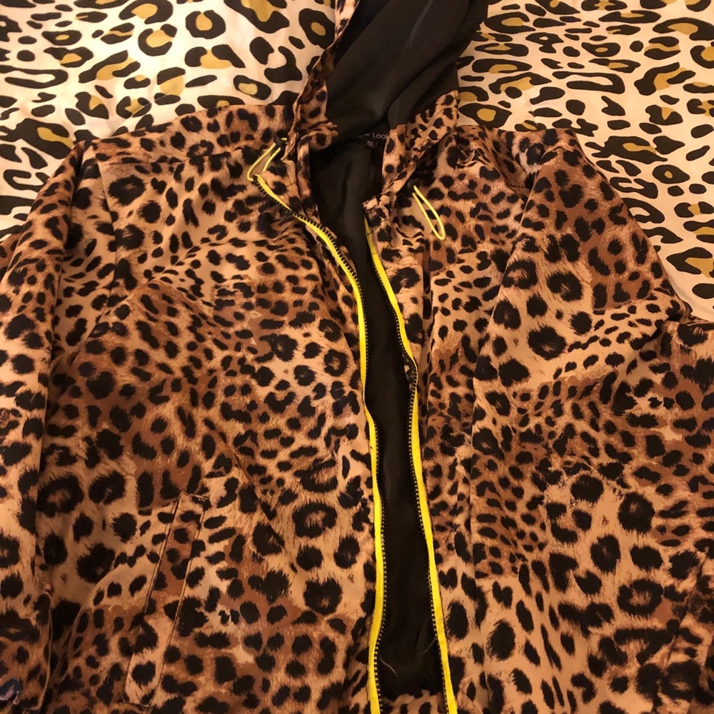 Leopard windbreaker hooded jacket